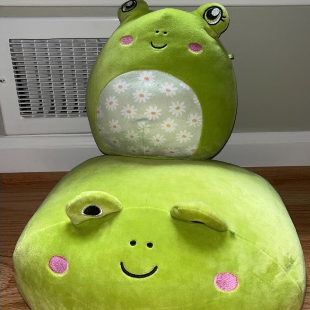 Squishmallow wendy bundle